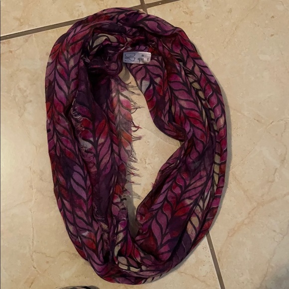 FREE SCARF OF CHOICE WITH ANY PURCHASE :) - Picture 4 of 6